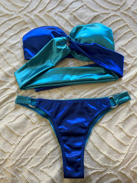 BB Bikini bleu