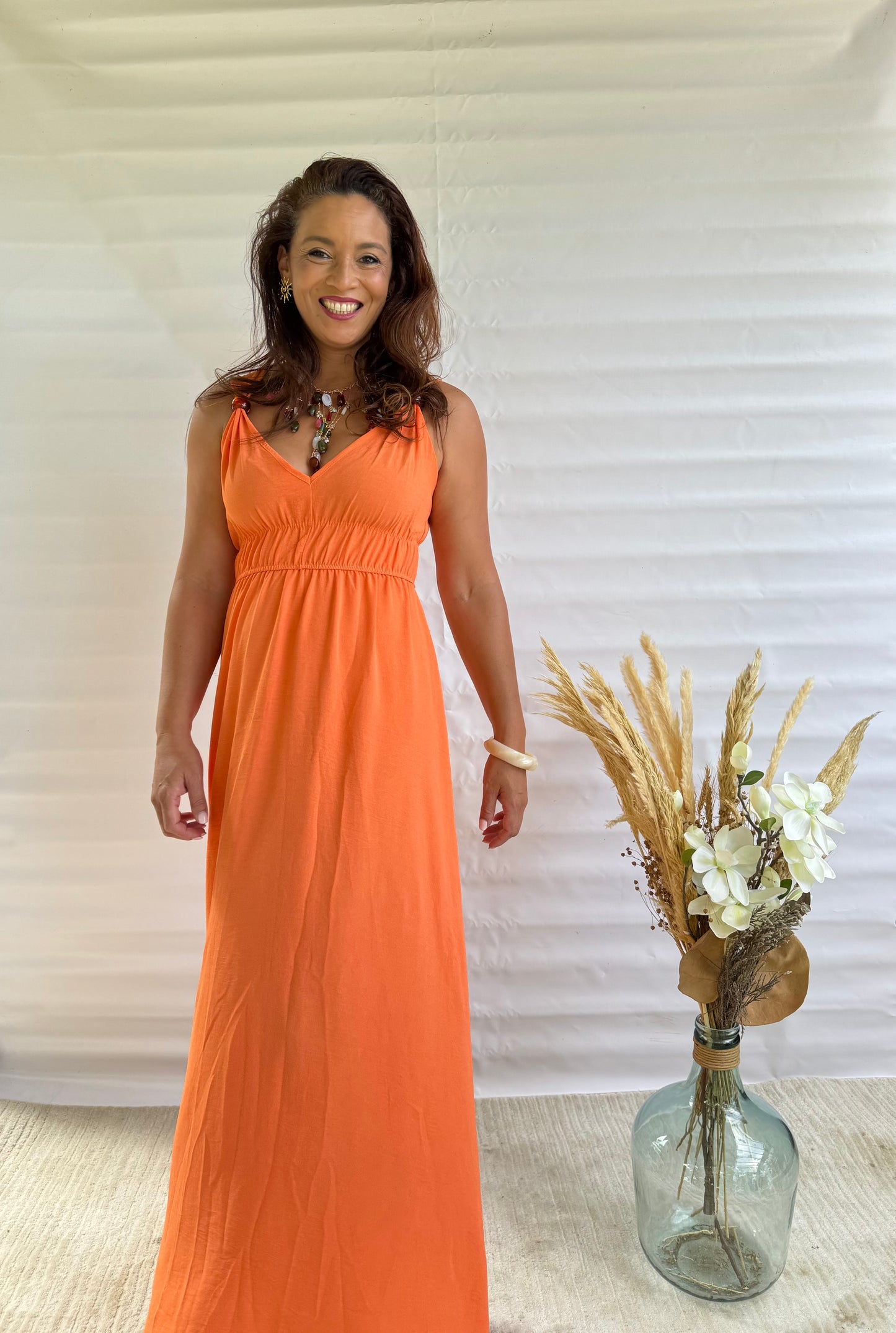 Robe Maxi Chic Bretelles Nouées Ornées d'Anneaux