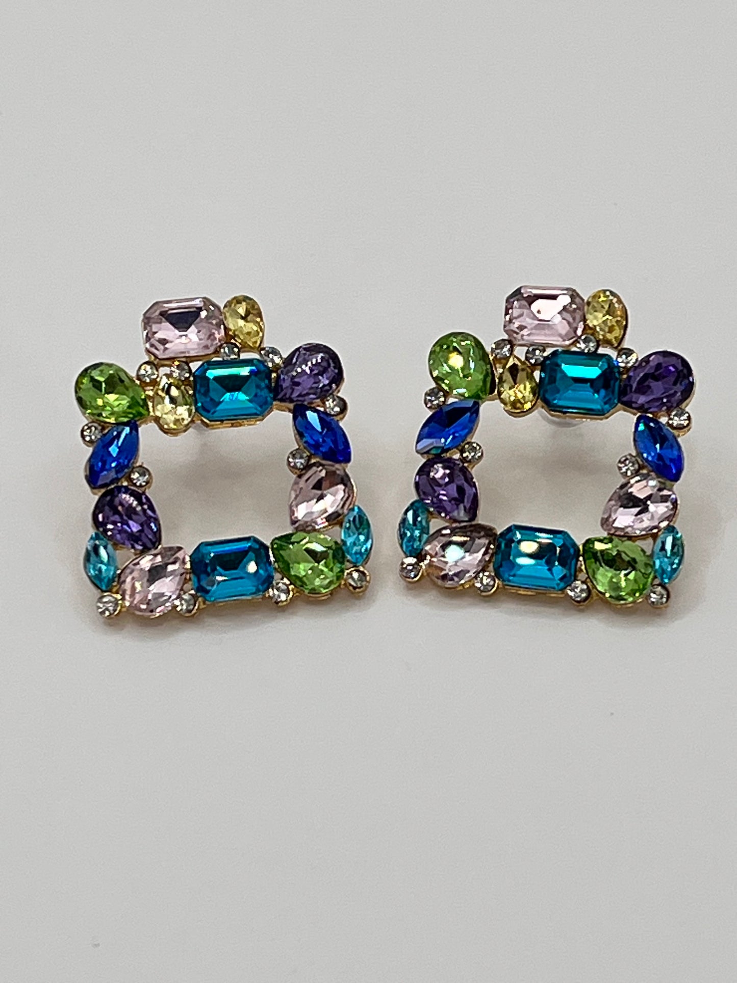 Boucle d’oreille Éclat festif et raffiné Multicolore